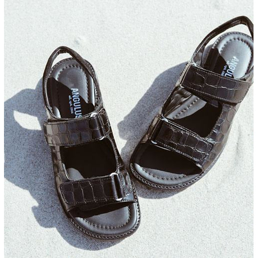 Angulus sandal