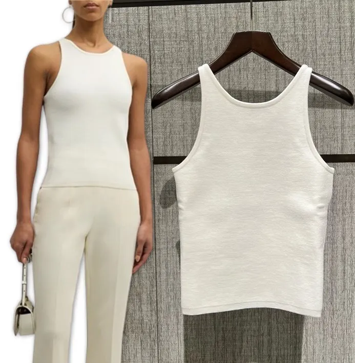 MaxMara  |Halter neck top in vanisé wool