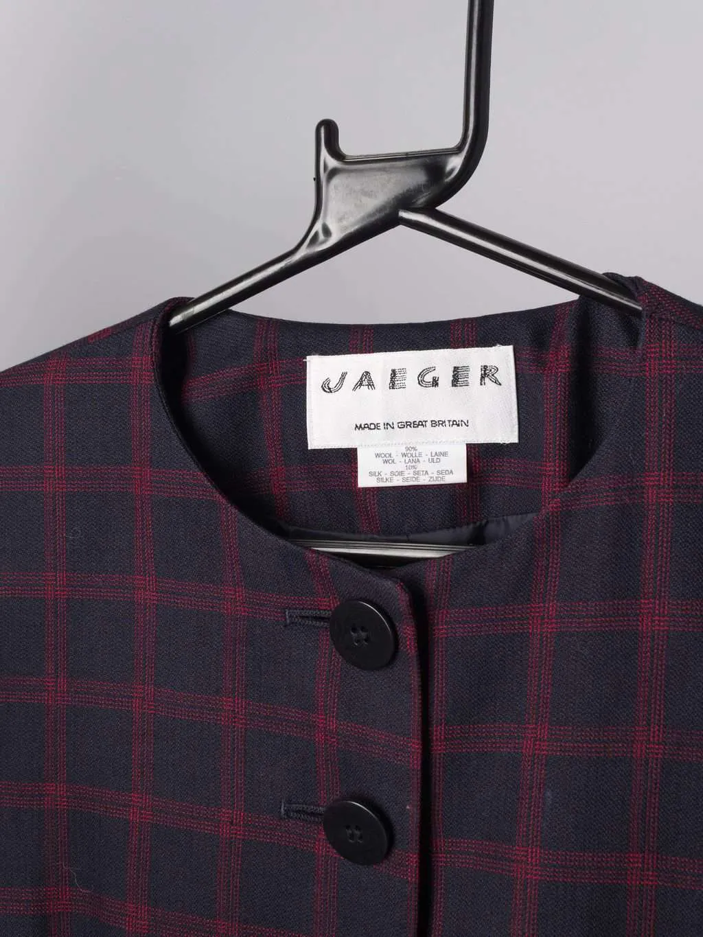 Womens wool and silk vintage Jaeger jacket with plaid pattern – Medium